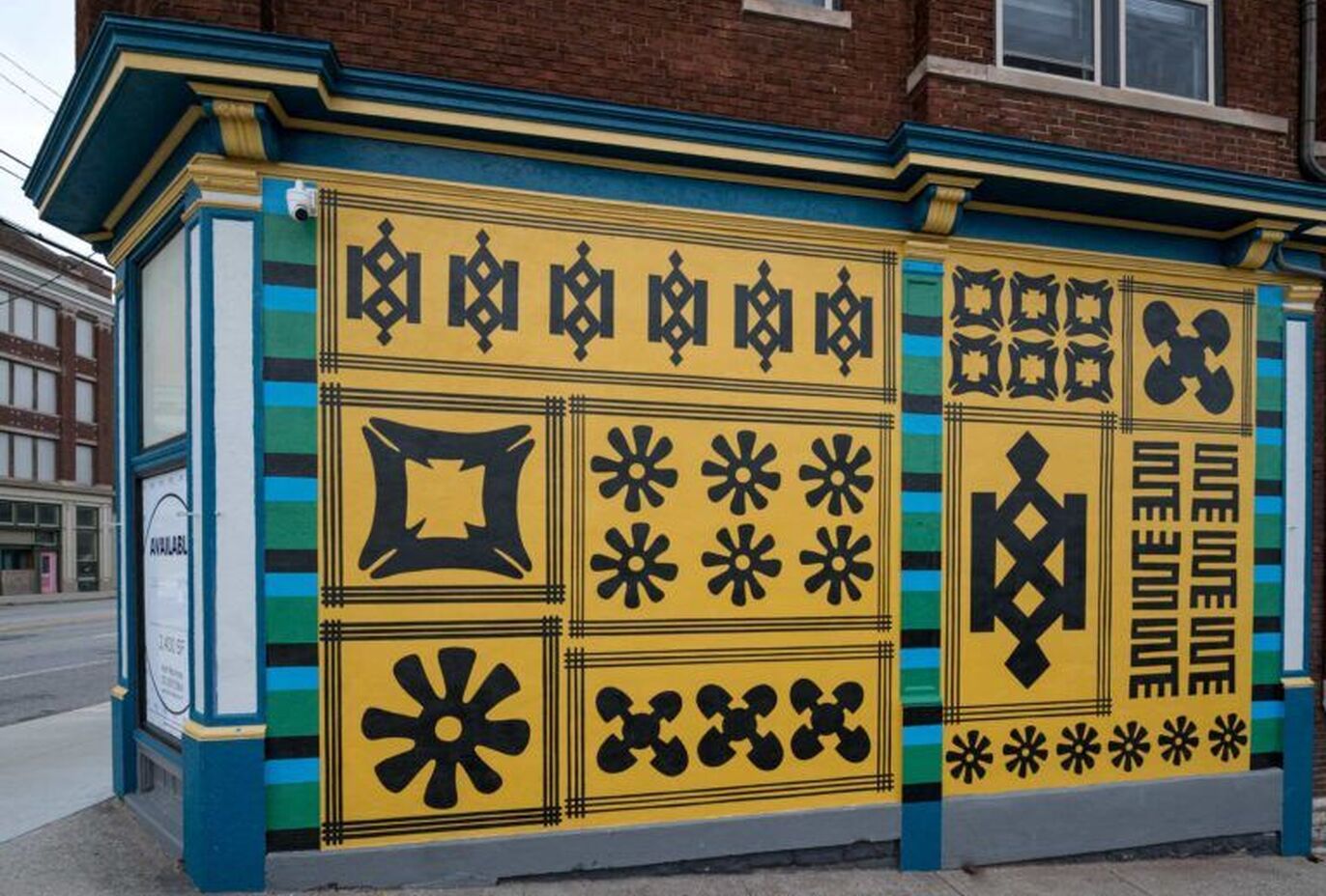 ArtWorks Walnut Hills Mural Tour + Esoteric Beer Tasting