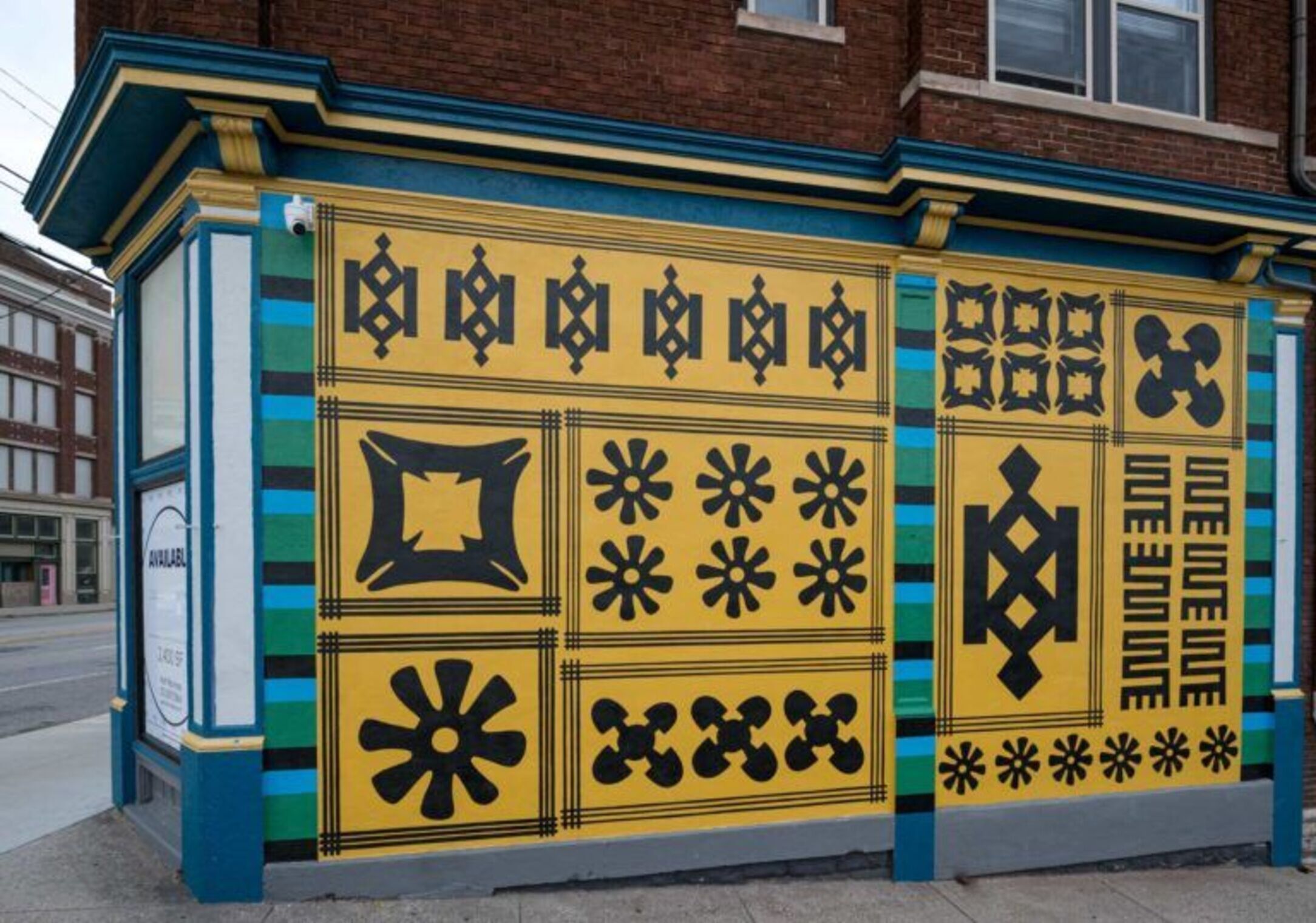 walnut hills mural
